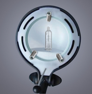 50 W bulb in lamp housing with protective glass cover and handle 50W bulb in lamp housing